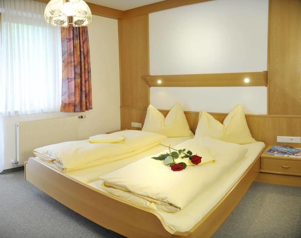 Alpenbad Aparthotel Ramsau am Dachstein Ngoại thất bức ảnh